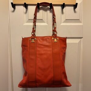 Tory Burch Robinson Large Orange Pebbled Leather & Gold Tote/Crossbody in EUC